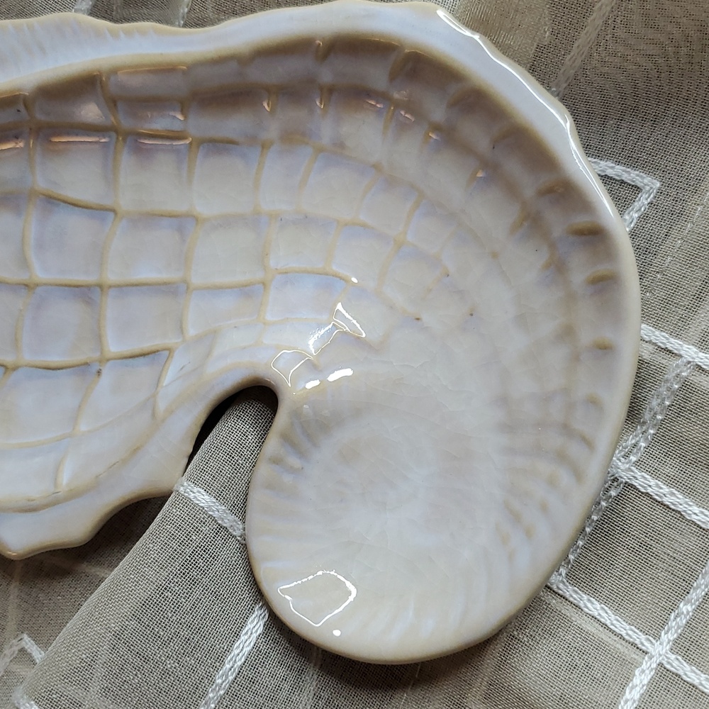 Ceramic Seahorse Trinket Dish - Picture 4 of 9